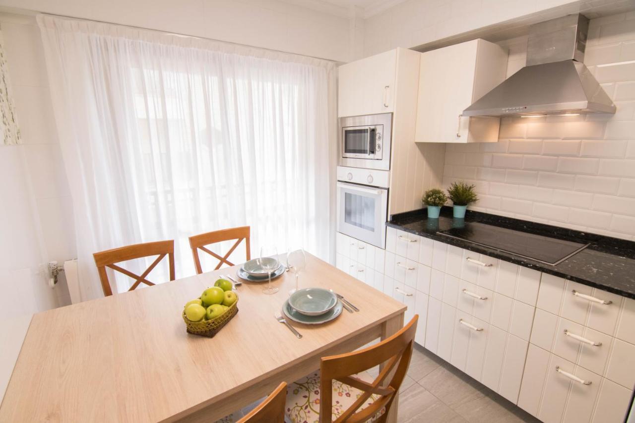 Itzurun Etxea Appartement Zumaia Buitenkant foto