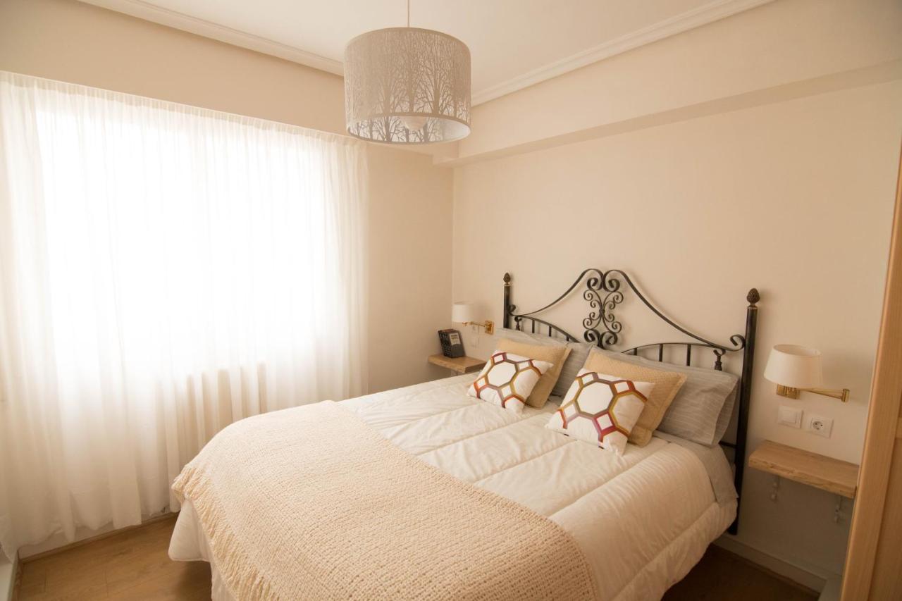 Itzurun Etxea Appartement Zumaia Buitenkant foto
