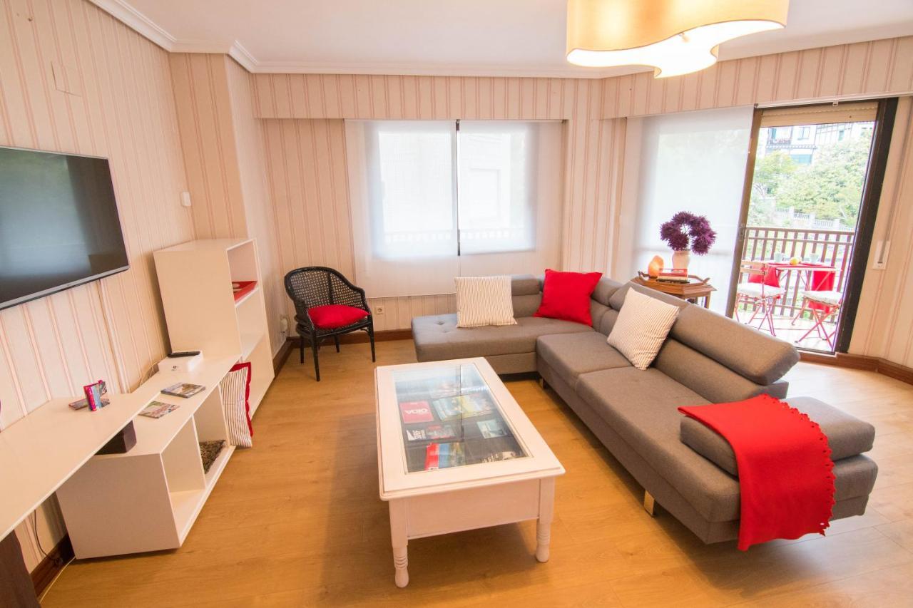 Itzurun Etxea Appartement Zumaia Buitenkant foto
